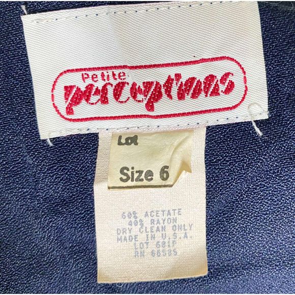 Vintage 90’s Petite Perceptions Combination Navy Blazer/Plaid Vest - Size 6 - Picture 5 of 6